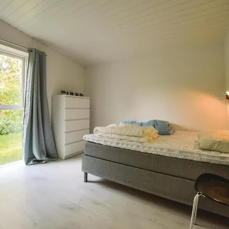 Feriehus Four-bedroom Holiday In