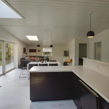 Four-bedroom Holiday In * Højby