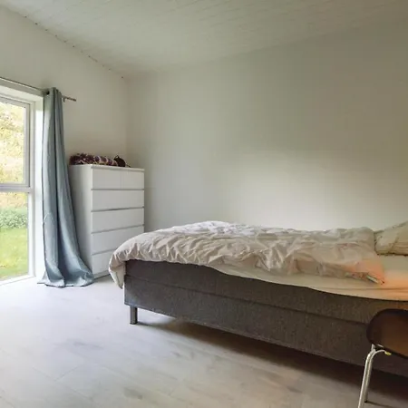 Four-bedroom Holiday In Feriehus Højby